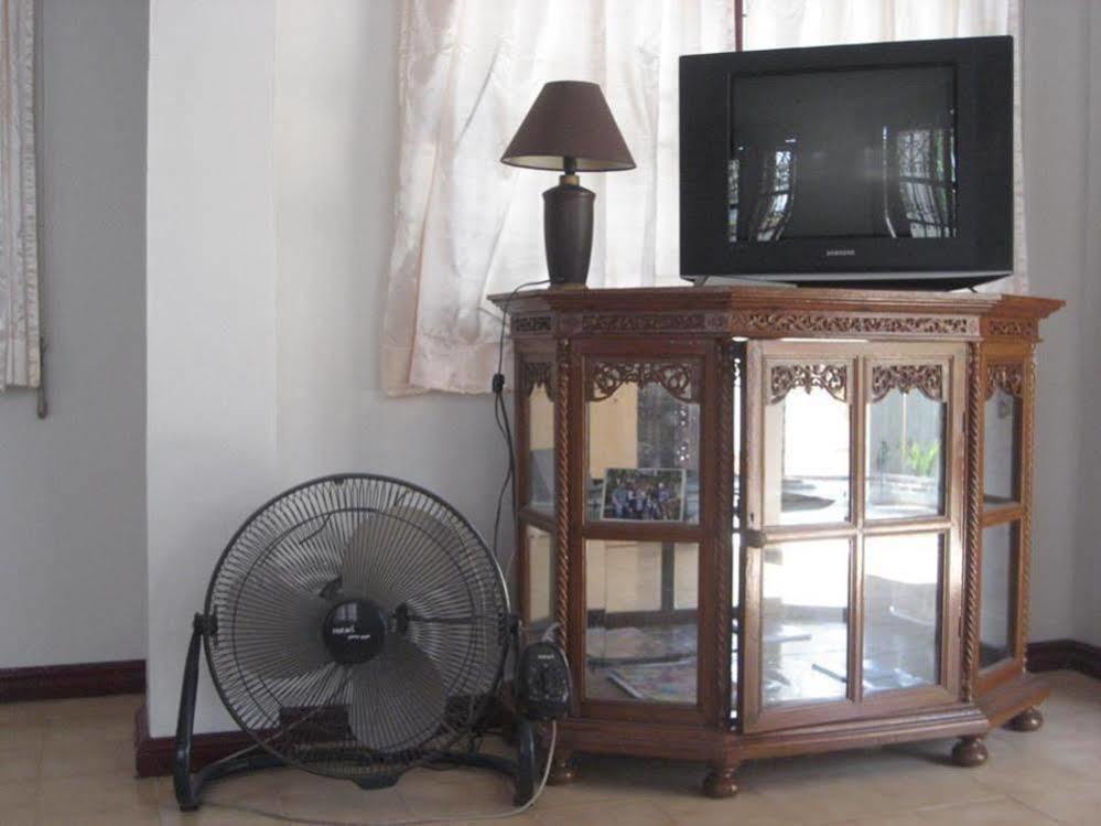 Sri Krung Guest House Ayutthaya Extérieur photo